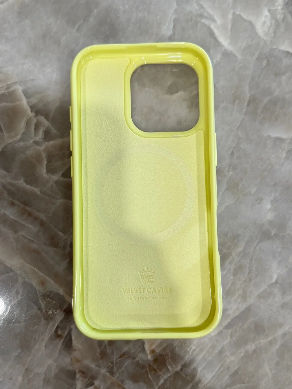 Velvet Caviar Yellow Case with Pink Polka Dots 💛🩷